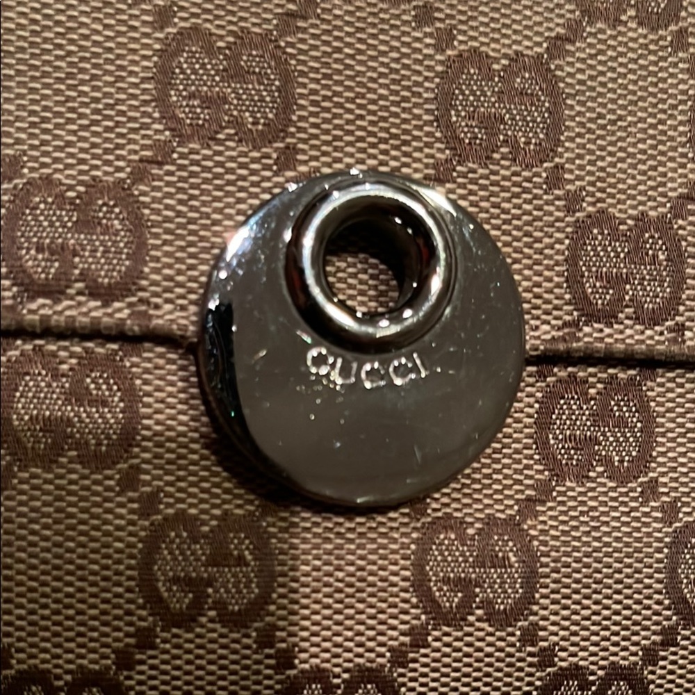 Gucci Eclipse Brown Monogram Wallet - Picture 8 of 16